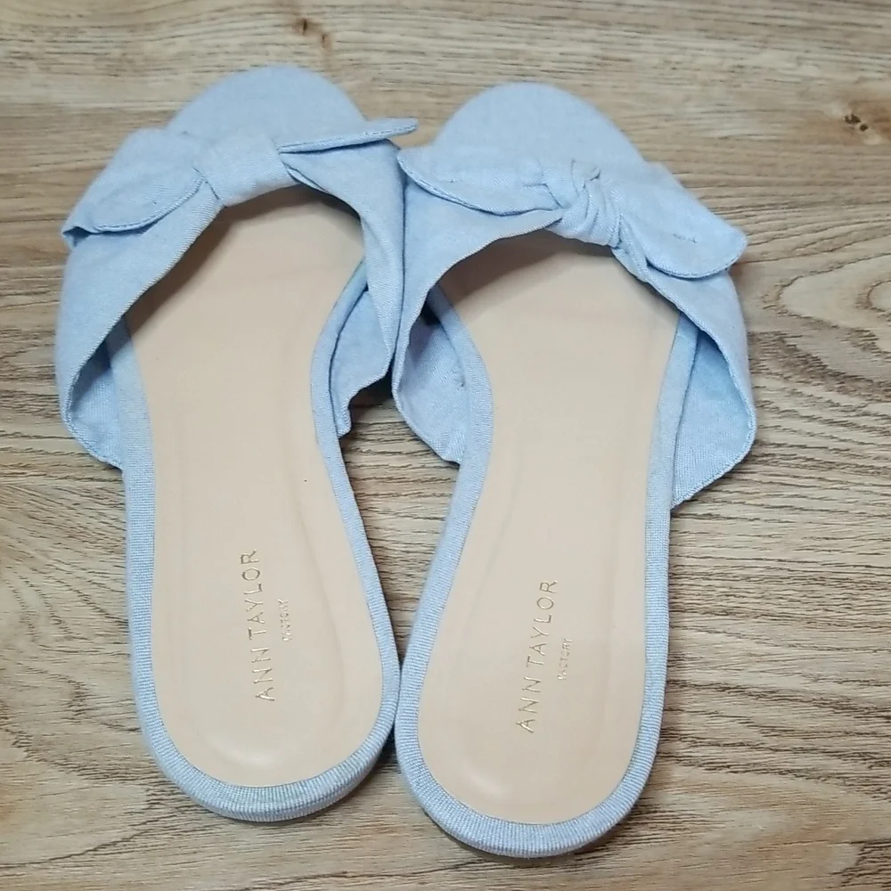 Ann Taylor Light Blue Open Toe Flats Size 8 - Picture 5 of 10